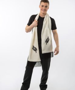 Alternative view of Blanket Scarf