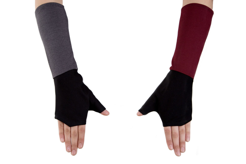 Short Gloves w/o crest - Image 2